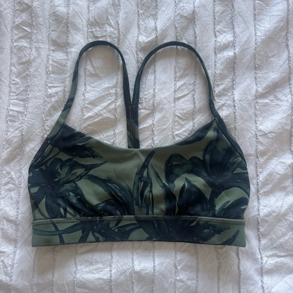 Floral lululemon bra size 4